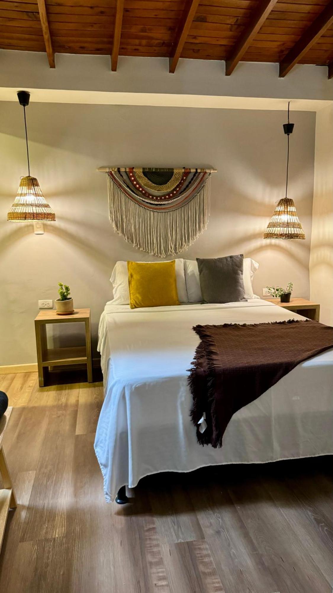 Luum Casa Hotel Manila Medellín Exteriér fotografie